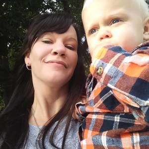 Meet your Posher, Donette